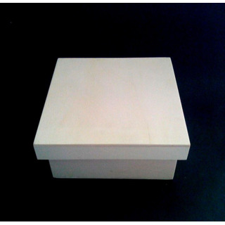 Wood Box 16.5x16.5x7.5cm 87635