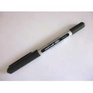 Black Marcd Pen Uni EYE UB 150